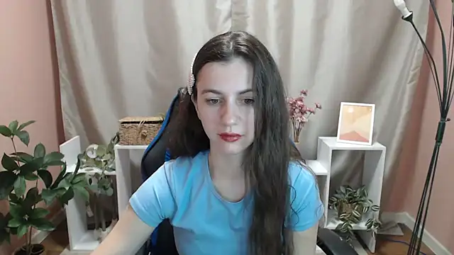 MistyBree online show from May 14, 2026, 8:11 am