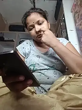 Snapshot of priti_25 chatting on July 30, 2026, 5:23 pm priti 25 online show from July 30, 2026, 5:23 pm