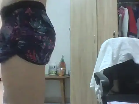 timmypaja98 online show from May 12, 2026, 5:19 pm