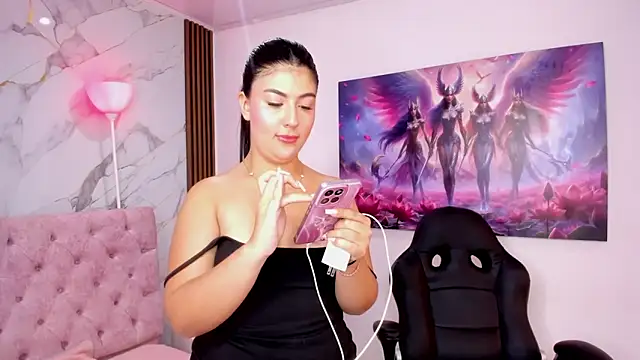 AbrilQuintana  online show from March 31, 2026, 11:34 am