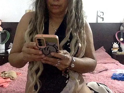 mommy-Milf online show from March 29, 2026, 2:02 am