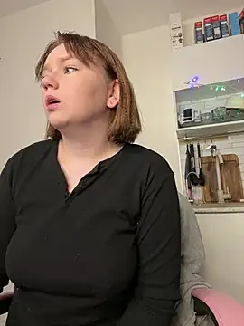 soft focus online show from March 10, 2026, 4:49 am