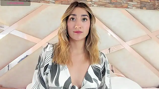 lucy davies online show from May 22, 2026, 11:52 am