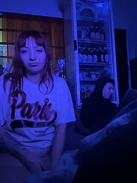 Foxxyice online show from June 4, 2026, 4:39 am