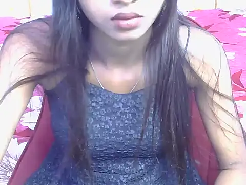 Snapshot of yours-isha chatting on July 17, 2026, 5:04 am yours-isha online show from July 17, 2026, 5:04 am