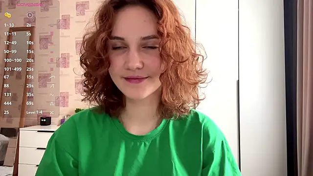 Snapshot of DinaMaylilly chatting on March 3, 2026, 12:34 pm DinaMaylilly online show from March 3, 2026, 12:34 pm