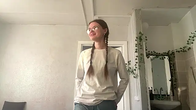 DedraOdneal online show from March 4, 2026, 2:58 pm