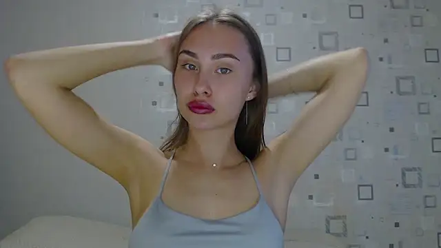 yourameliaa online show from May 10, 2026, 4:31 pm