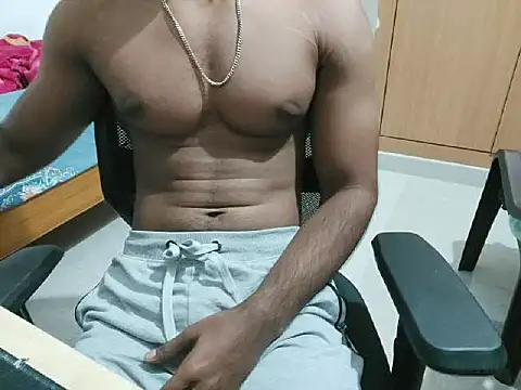 kratosTheHunk online show from June 24, 2026, 6:28 pm