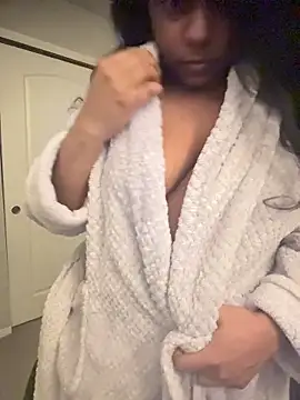 Snapshot of GoddessLiea chatting on March 3, 2026, 6:20 am GoddessLiea online show from March 3, 2026, 6:20 am