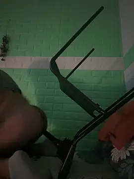 Kimo198529 online show from April 2, 2026, 3:46 am