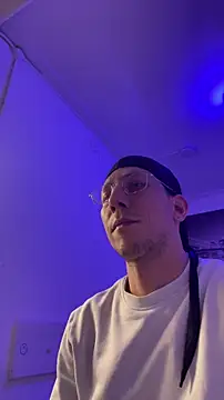 TitanNoir online show from April 12, 2026, 10:24 pm