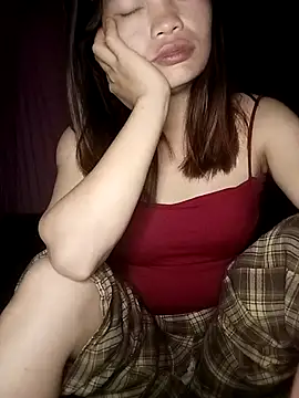Snapshot of -Tristina- chatting on May 2, 2026, 6:57 pm -Tristina- online show from May 2, 2026, 6:57 pm