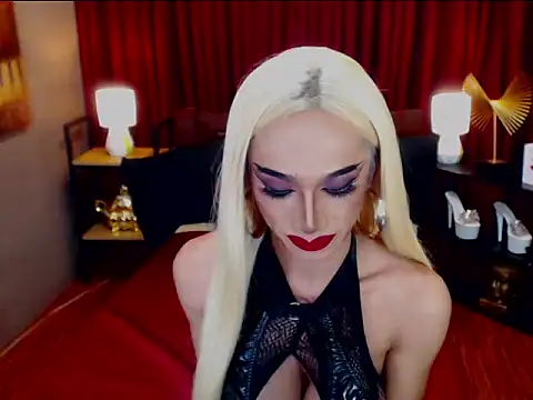 KieraLee online show from March 8, 2026, 8:12 pm