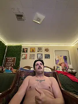 Snapshot of PoundedCajunGuy93 chatting on July 14, 2026, 2:27 am PoundedCajunGuy93 online show from July 14, 2026, 2:27 am