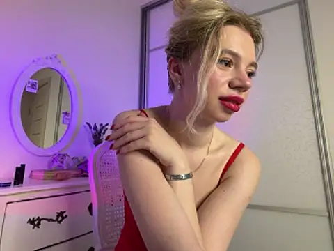 BellaSuns online show from May 18, 2026, 10:36 pm