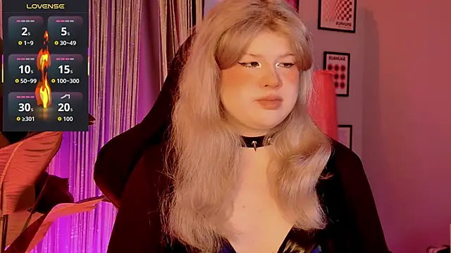 LilithNlsn online show from April 24, 2026, 2:35 am