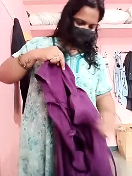 Miss-Dolly07 online show from April 18, 2026, 5:21 am