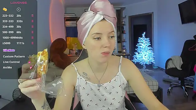 Mary Blu online show from December 14, 2025, 1:06 pm