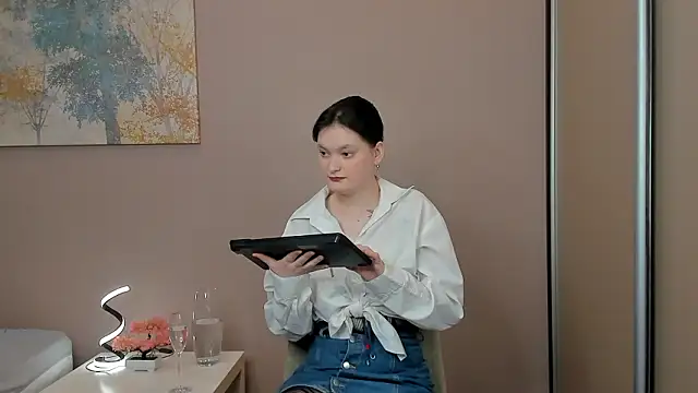 ManaGallob online show from March 18, 2026, 4:26 am