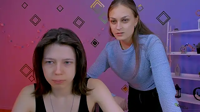 aria wild  online show from April 13, 2026, 6:34 pm