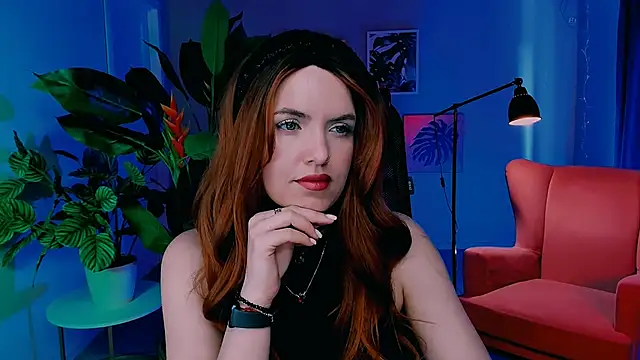 Snapshot of AliceSmite chatting on May 13, 2026, 11:50 am AliceSmite online show from May 13, 2026, 11:50 am
