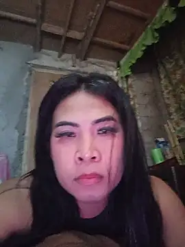 Snapshot of Roxanne_Smith23 chatting on June 30, 2026, 8:42 pm Roxanne Smith23 online show from June 30, 2026, 8:42 pm
