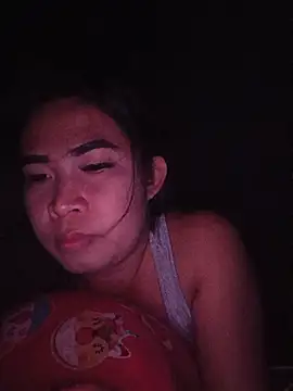 Snapshot of Roxanne_Smith23 chatting on August 1, 2026, 7:45 pm Roxanne Smith23 online show from August 1, 2026, 7:45 pm