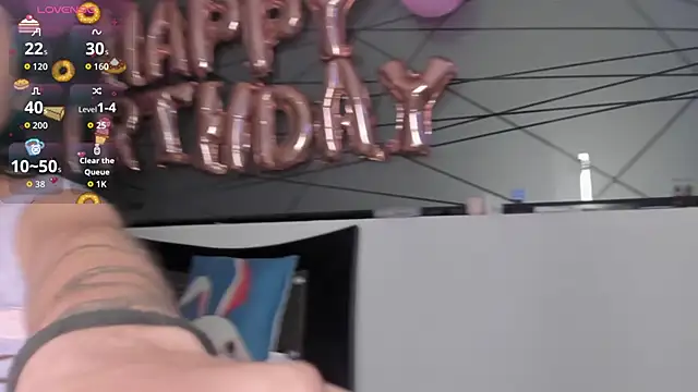 Princess tina online show from April 6, 2026, 10:22 pm