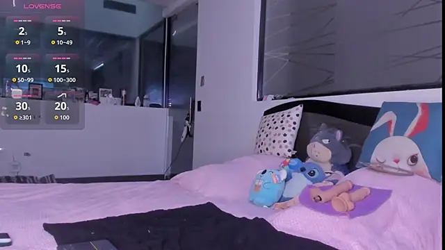 Snapshot of Princess_tina chatting on April 22, 2026, 10:05 pm Princess tina online show from April 22, 2026, 10:05 pm