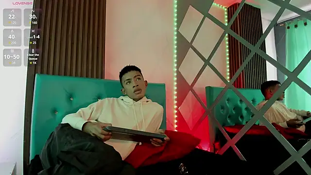 Snapshot of patrick_lovee chatting on March 26, 2026, 7:45 pm patrick lovee online show from March 26, 2026, 7:45 pm