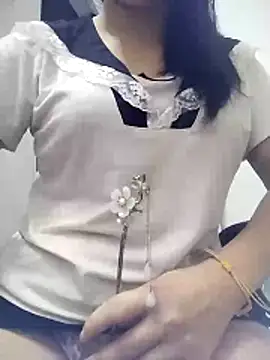 MiuNaaaa online show from March 25, 2026, 3:22 pm