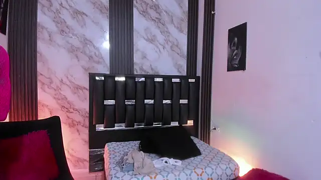 Nina vegas online show from May 27, 2026, 1:51 pm