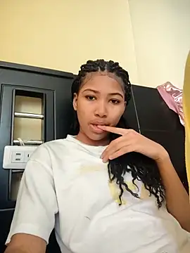 Yire  online show from March 2, 2026, 9:11 pm