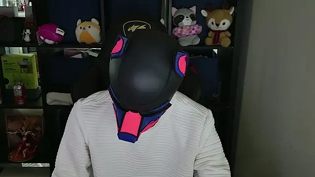 Snapshot of MellPUP chatting on April 14, 2026, 11:54 pm MellPUP online show from April 14, 2026, 11:54 pm