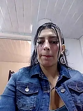 jaade doll online show from March 13, 2026, 1:27 pm