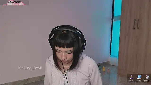 Snapshot of ling_meow chatting on July 11, 2026, 1:22 pm ling meow online show from July 11, 2026, 1:22 pm