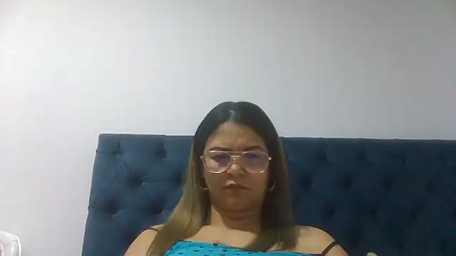 Jiwon Han online show from March 31, 2026, 3:41 am