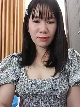 Bondgirl 9 online show from July 14, 2026, 7:31 pm