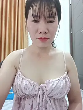 Bondgirl 9 online show from July 16, 2026, 10:40 pm