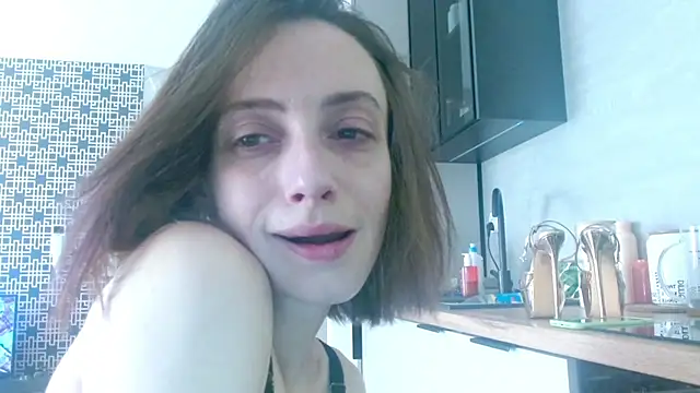 misssweet online show from March 12, 2026, 11:47 am