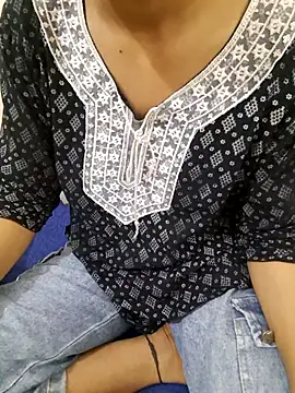 Your Haseena7 online show from March 8, 2026, 3:59 pm