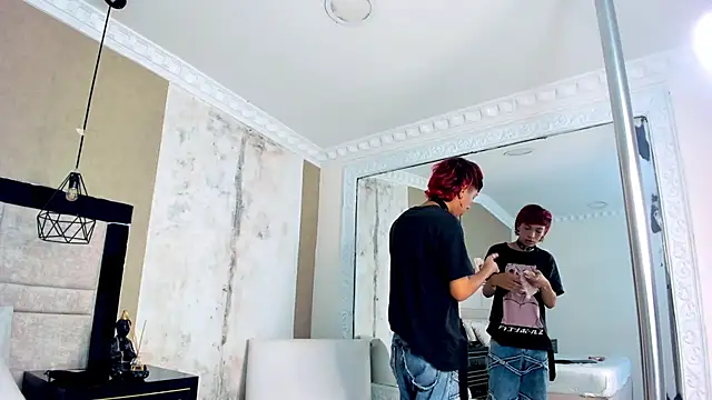 ChritianDowney online show from March 31, 2026, 2:13 am