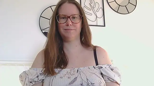 CelineThompson online show from March 14, 2026, 2:45 pm