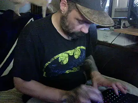 Snapshot of KinkyTOMan chatting on July 13, 2026, 12:32 am KinkyTOMan online show from July 13, 2026, 12:32 am