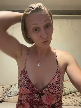 Snapshot of Secret_Ladyx chatting on July 8, 2026, 7:36 pm Secret Ladyx online show from July 8, 2026, 7:36 pm