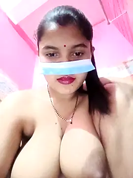 Sexy Sonniyaa online show from April 7, 2026, 9:22 am