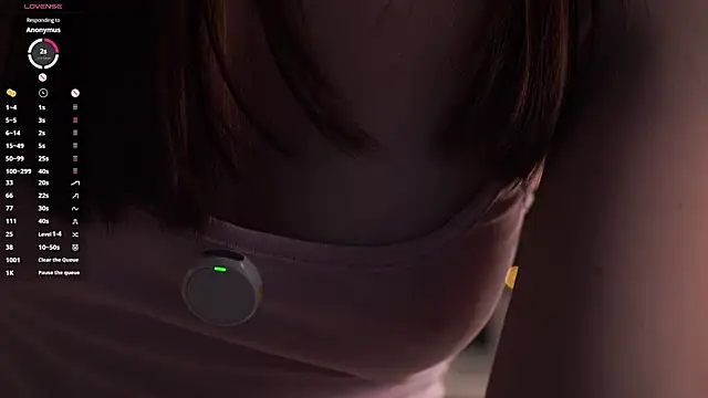 KendaFerullo online show from April 8, 2026, 4:08 pm