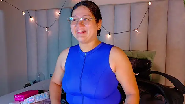 Snapshot of AmatistaSky__ chatting on July 10, 2026, 11:32 am AmatistaSky online show from July 10, 2026, 11:32 am