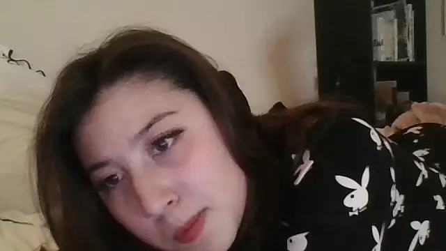 Silverbabyyy2007 online show from April 11, 2026, 7:45 am